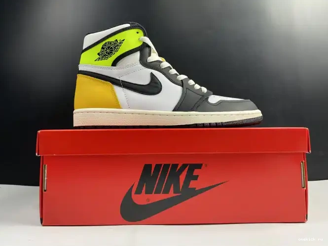 Rep Onekick 555088-118 OG RETRO 1 HIGH 'VOLT JORDAN GOLD' AIR 0517